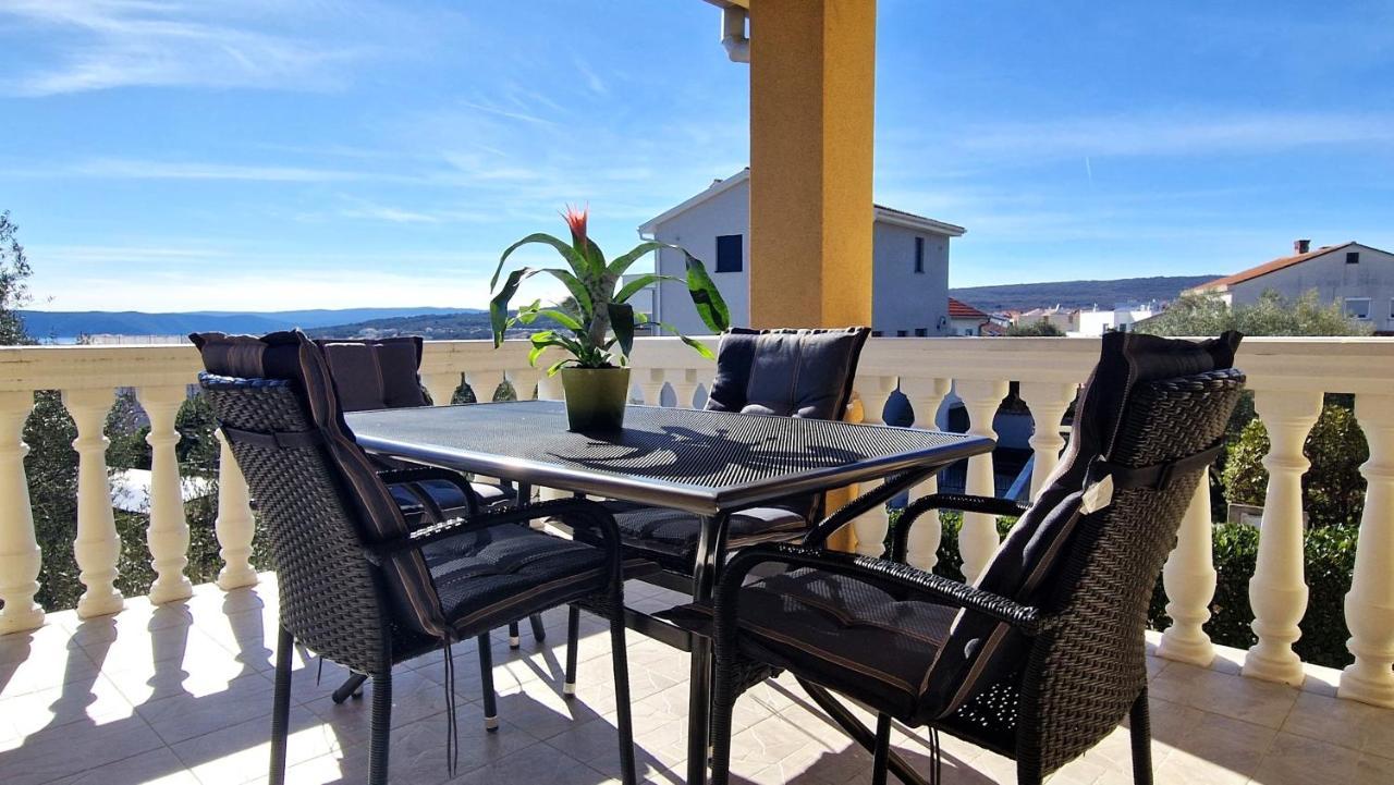 Apartment Ana & Ivan Krk Town