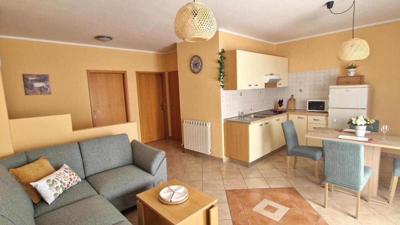 Apartment Ana & Ivan Krk Town