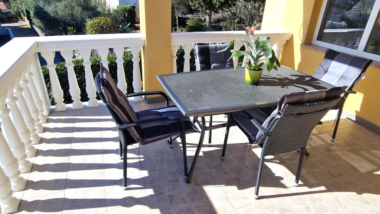 Apartment Ana & Ivan Krk Town